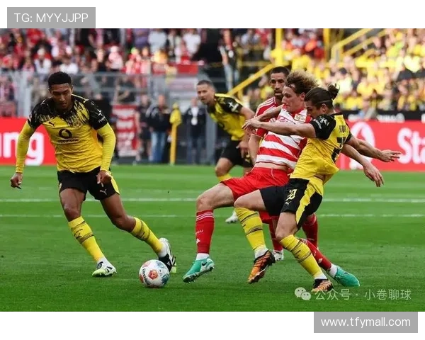 多特蒙德球迷抗议赛程不公导致与奥格斯堡比赛频繁中断